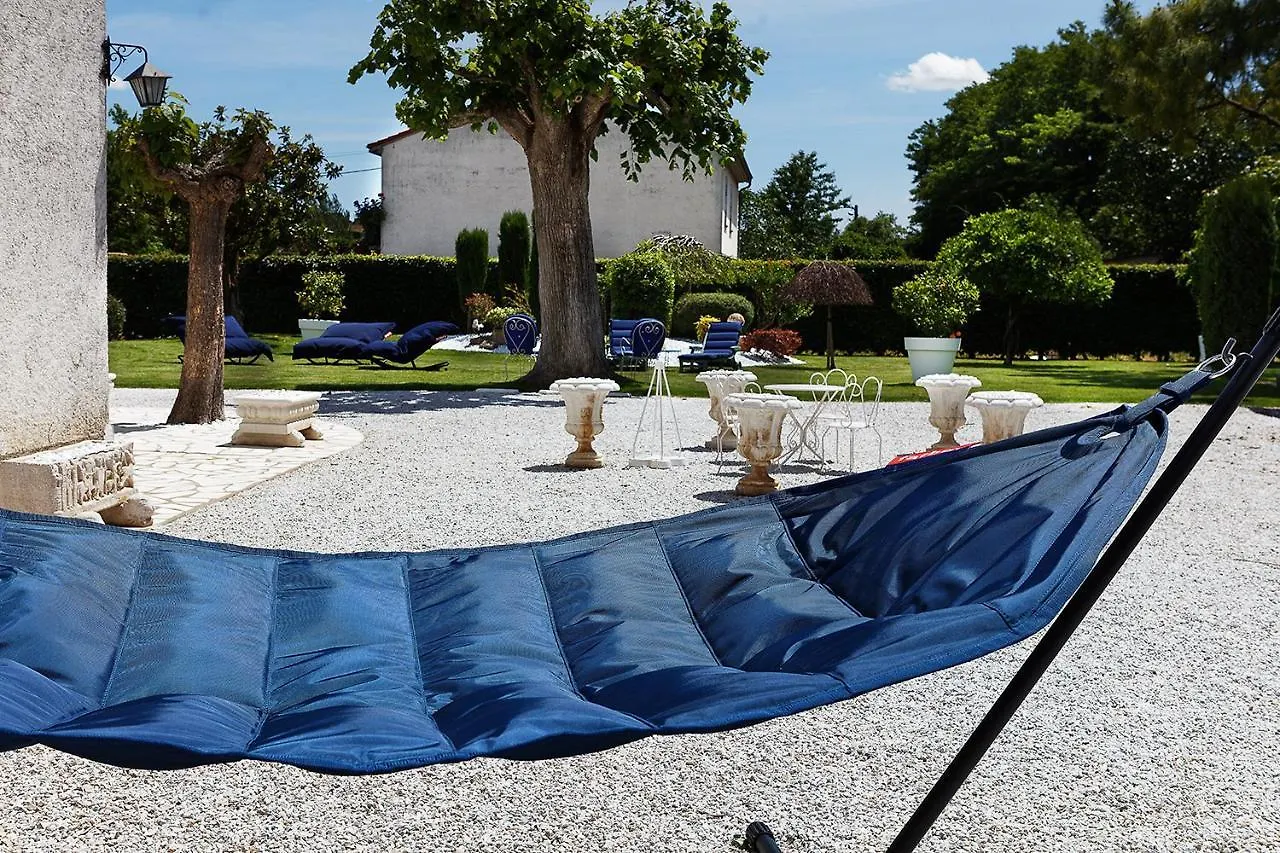 Le Cherche Midi Chambres D'Hotes Avec Cuisine Equipee Grand Jardin Parking Securise Gratuit アルビ